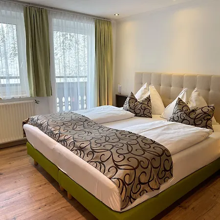 Grubers Appartments Gastein 3* باد جاستاين